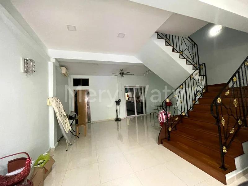 6 Bed Terraced House (Landed) for Rent in  Ceylon Road - Image 4
